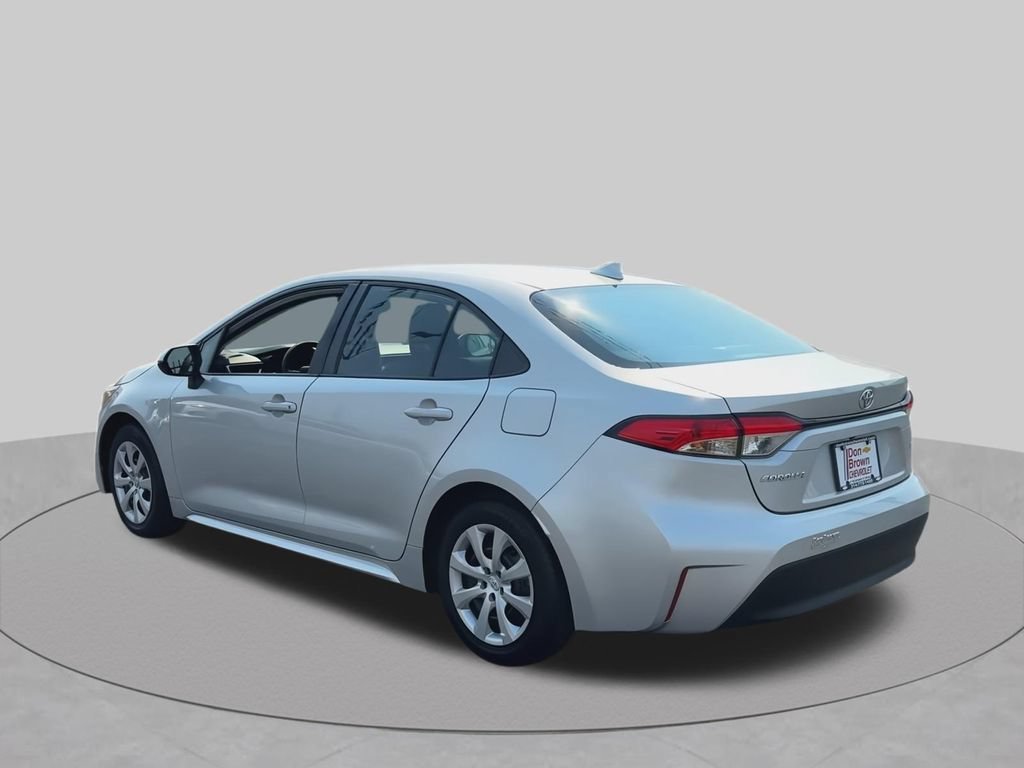 Used 2024 Toyota Corolla LE FWD image 8