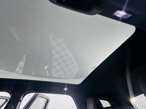 Used 2021 Land Rover Discovery Sport S R-Dynamic image 31