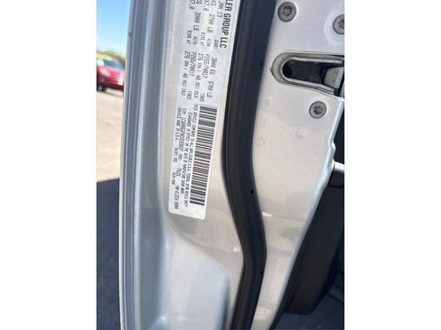 Used 2013 RAM 1500 Classic SLT RWD image 23