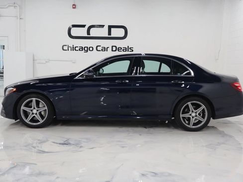 Used 2017 Mercedes-Benz E 300 4MATIC image 5