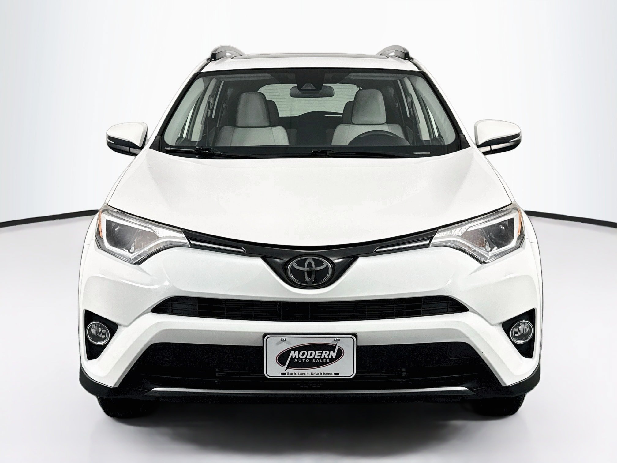 Used 2018 Toyota RAV4 XLE AWD/4WD image 7