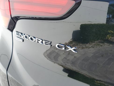 Used 2023 Buick Encore GX Preferred w/ Cold Weather Comfort Package AWD/4WD image 7