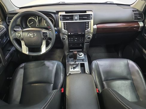 Used 2022 Toyota 4Runner Limited AWD/4WD image 10