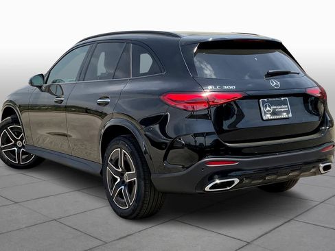 New 2025 Mercedes-Benz GLC 300 image 4