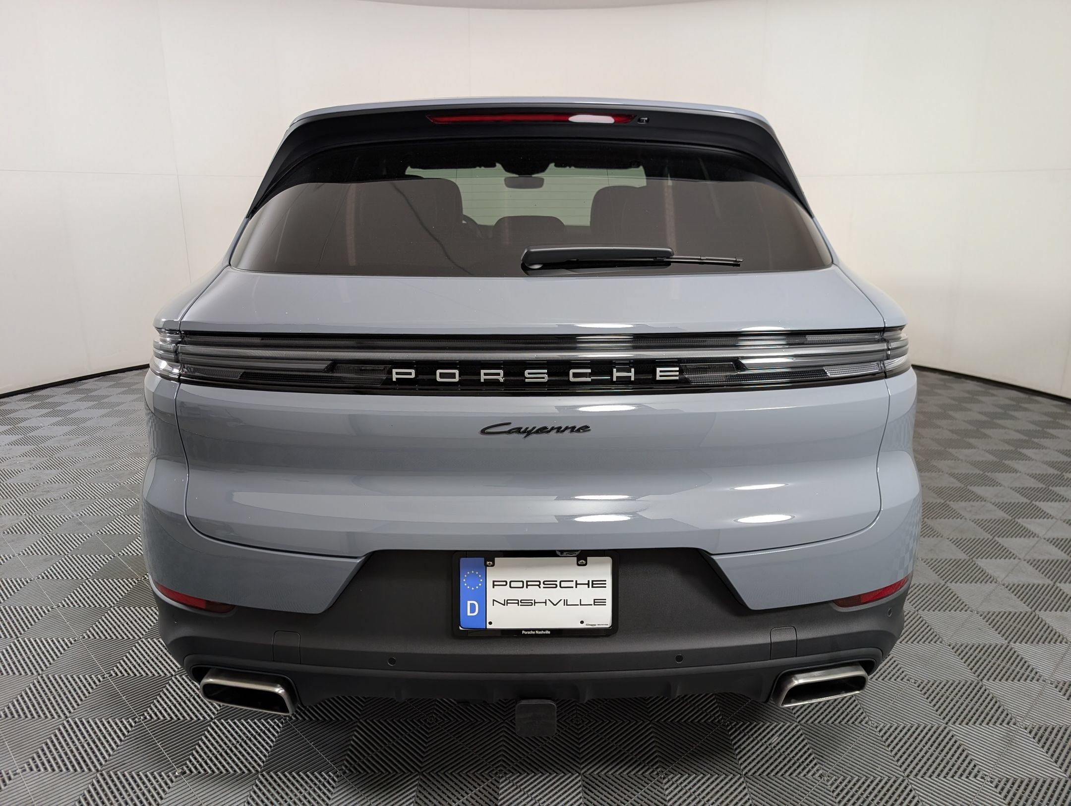Certified 2026 Porsche Cayenne AWD/4WD image 11
