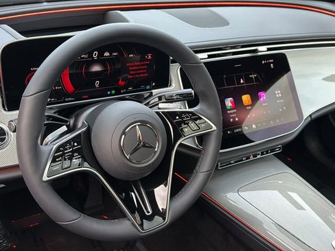 New 2026 Mercedes-Benz E 350 4MATIC Sedan image 24