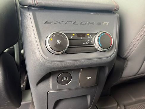 New 2026 Ford Explorer Active w/ Active Comfort Package AWD/4WD image 12