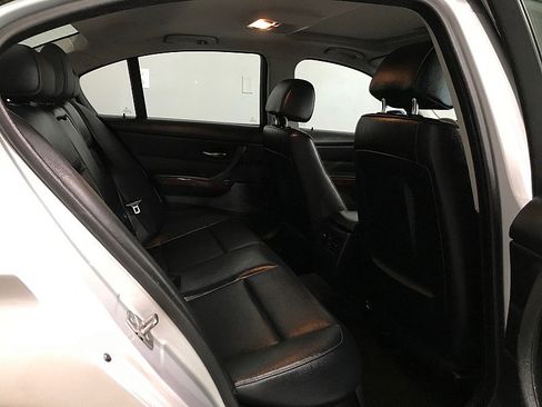 Used 2010 BMW 328i xDrive Sedan image 19