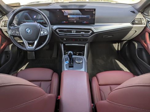Used 2023 BMW i4 eDrive40 image 17