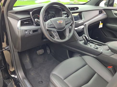 Used 2023 Cadillac XT5 Luxury w/ LPO, Floor Liner Package AWD/4WD image 20