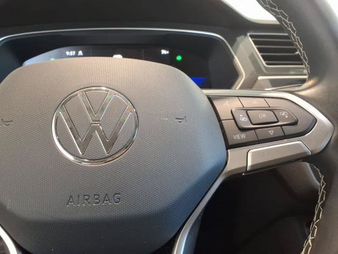 Used 2024 Volkswagen Tiguan S AWD/4WD image 16