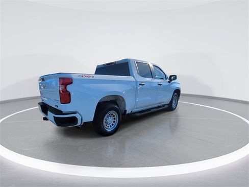 Used 2022 Chevrolet Silverado 1500 Custom image 8