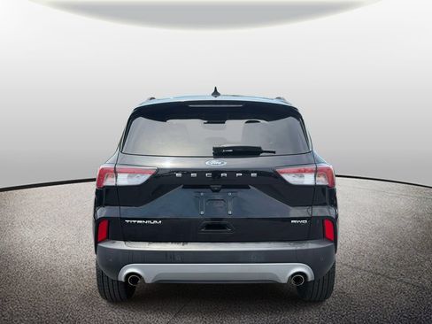Used 2022 Ford Escape Titanium AWD/4WD image 4