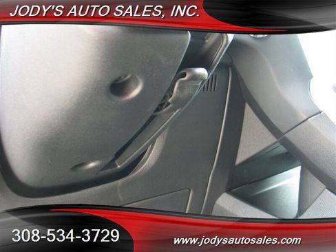 Used 2024 Ford Edge SE w/ Black Appearance Package image 8
