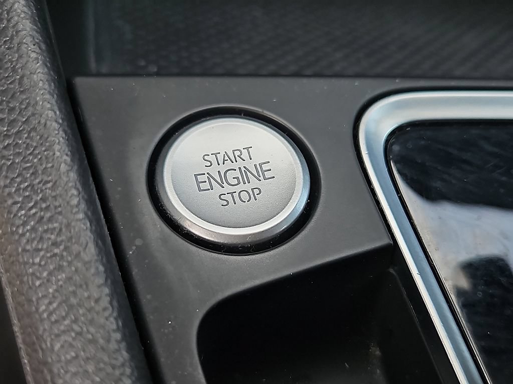 Used 2021 Volkswagen Jetta SE FWD image 24