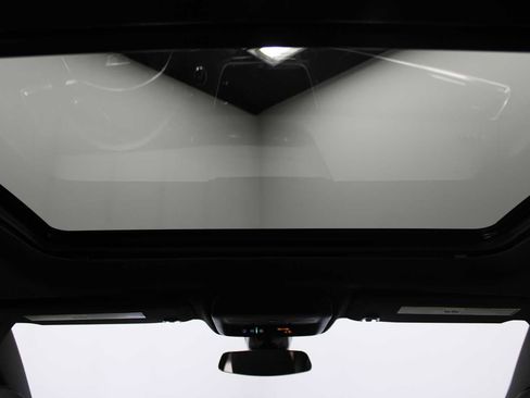 Certified 2023 Cadillac XT5 Premium Luxury image 17