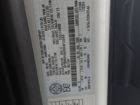 Used 2024 Ford Transit 250 Low Roof AWD w/ Exterior Upgrade Package image 19