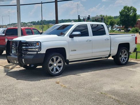 Used 2018 Chevrolet Silverado 1500 High Country AWD/4WD image 5