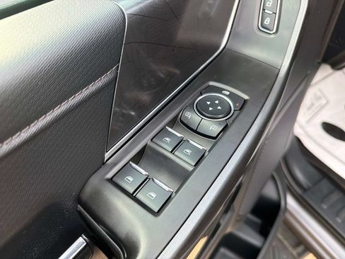 Used 2022 Ford F150 XLT w/ Equipment Group 302A High AWD/4WD image 19
