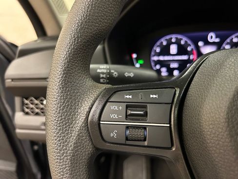 Used 2024 Honda Accord EX image 21