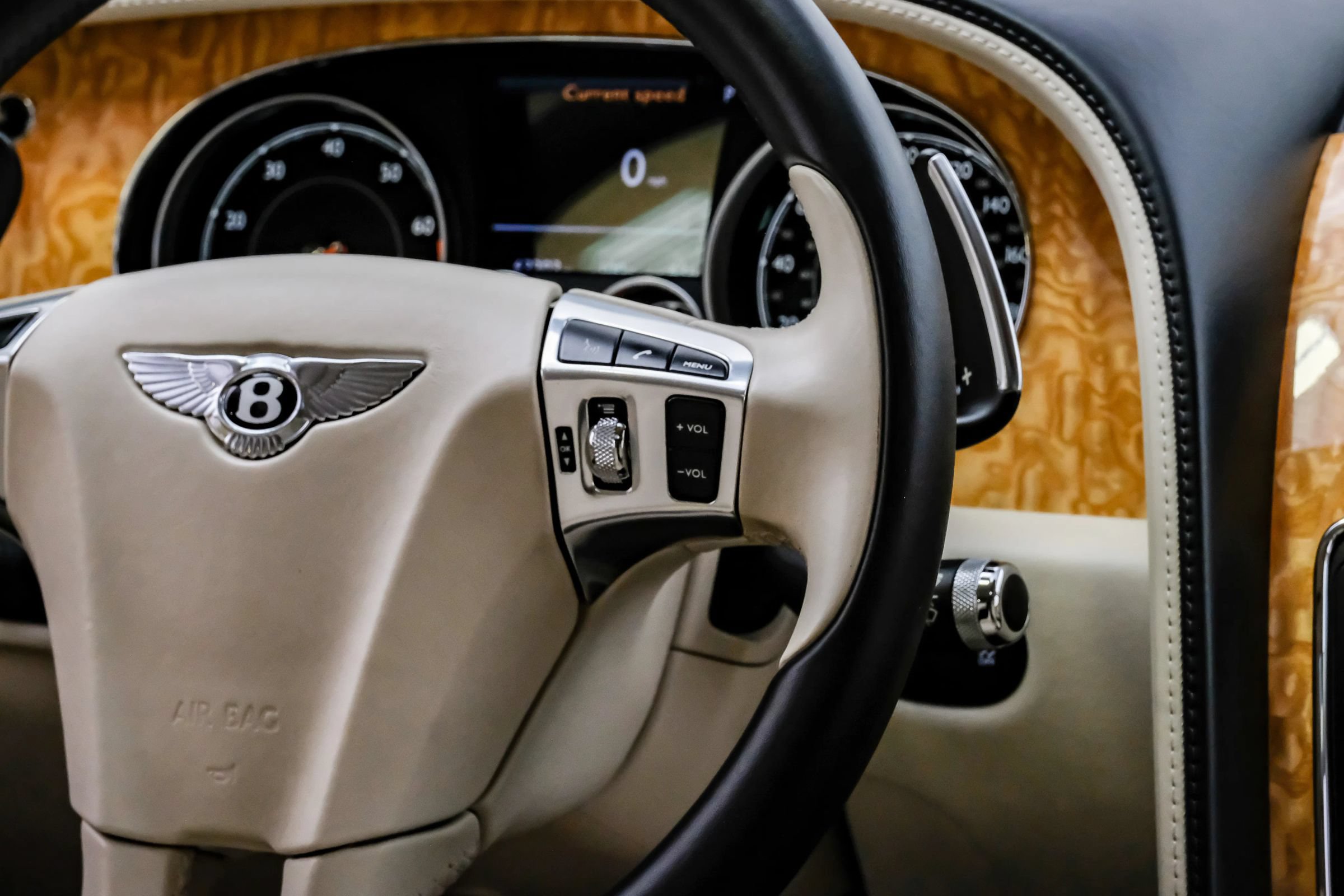 Used 2016 Bentley Flying Spur W12 AWD/4WD image 13