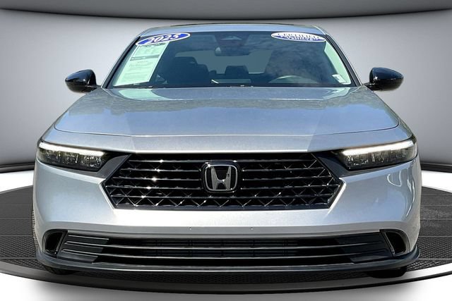 Used 2025 Honda Accord SE image 2
