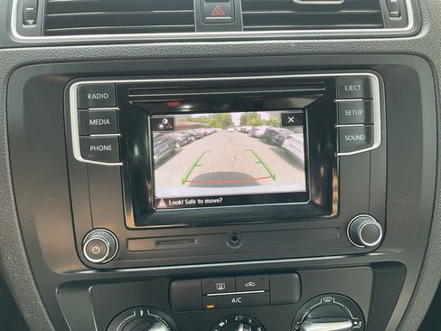 Used 2017 Volkswagen Jetta S FWD image 20