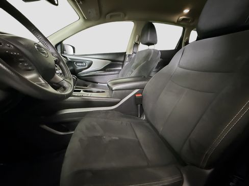 Used 2020 Nissan Murano SV image 22
