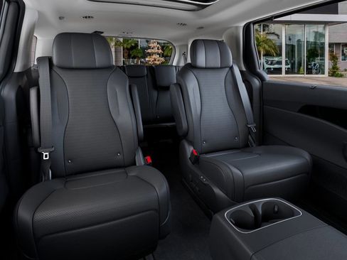 New 2025 Kia Carnival SX Prestige image 16