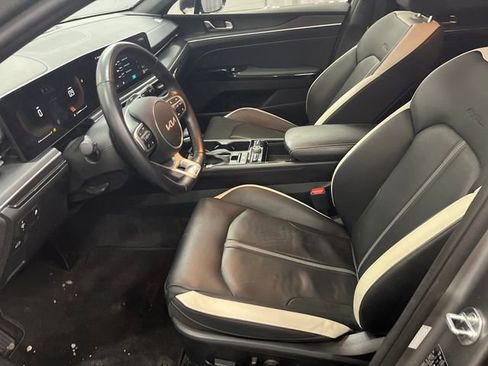 Certified 2025 Kia K5 GT-Line image 10