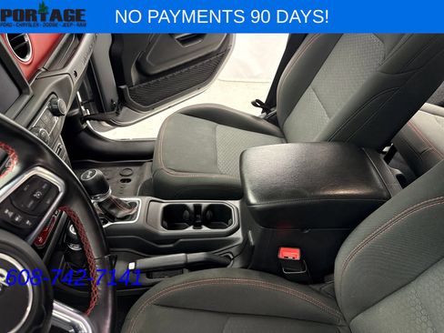 Used 2021 Jeep Wrangler Unlimited Rubicon w/ Uconnect 4C Nav & Sound Group AWD/4WD image 18