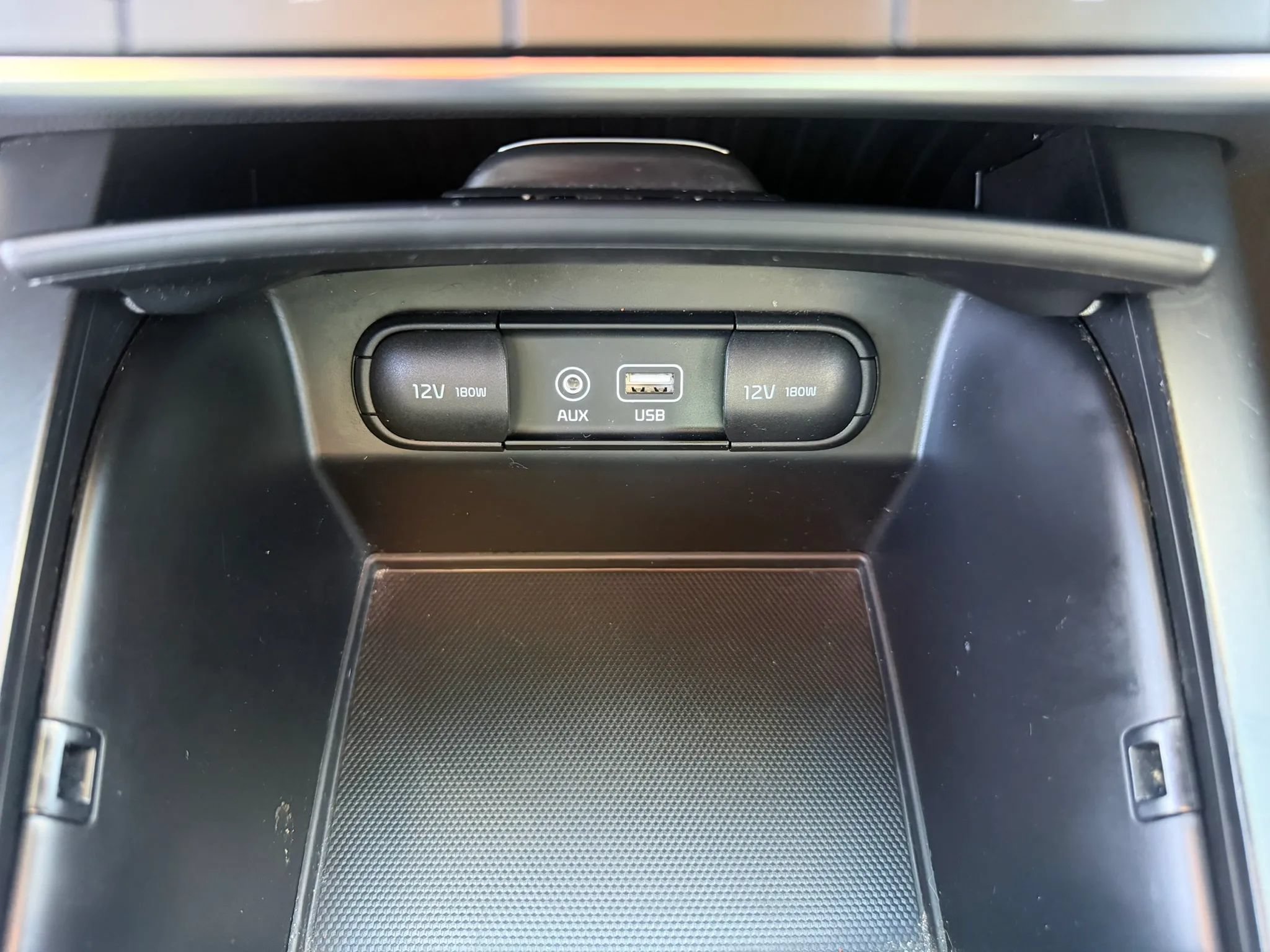 Used 2017 Kia Sorento FWD w/ LX Convenience Package image 23