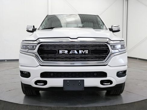 Used 2024 RAM 1500 Limited AWD/4WD image 2