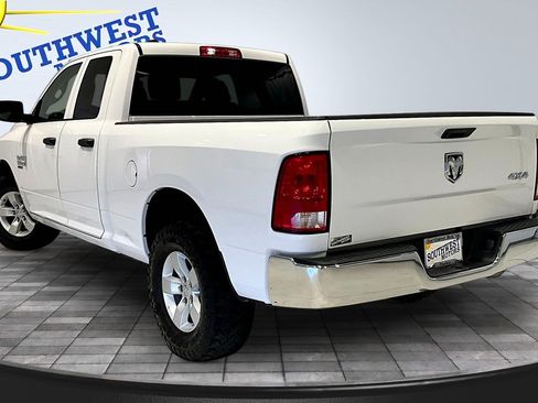 Used 2024 RAM 1500 Classic SLT AWD/4WD image 5