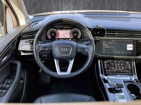 Used 2023 Audi Q7 3.0T Prestige image 8