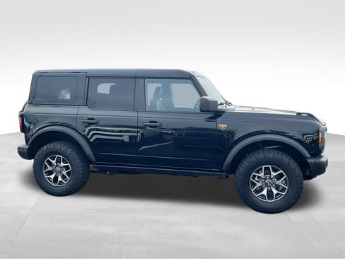 Used 2025 Ford Bronco Badlands AWD/4WD image 9