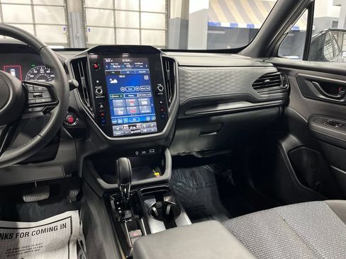 Used 2026 Subaru Forester Premium AWD/4WD image 24