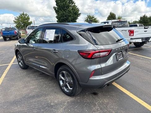 Used 2024 Ford Escape ST-Line w/ Tech Pack #1 AWD/4WD image 9