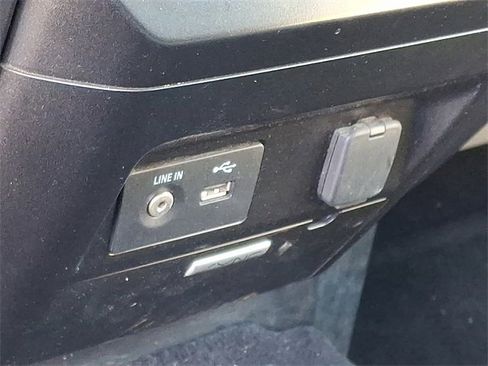 Used 2015 Ford F150 XLT w/ Trailer Tow Package image 22