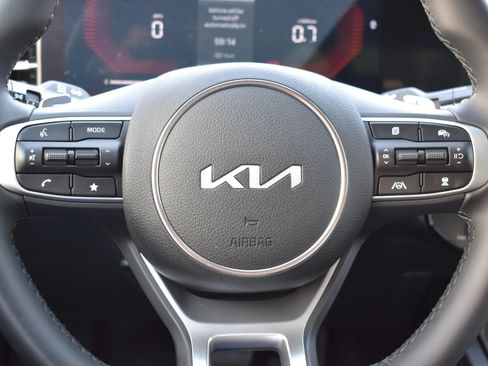 Used 2026 Kia K5 GT FWD image 16