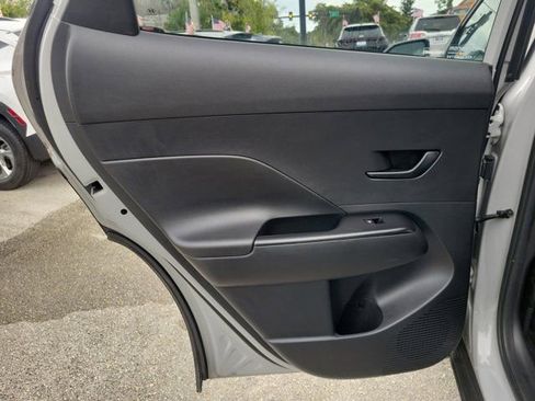 Used 2024 Hyundai Kona SEL w/ Convenience Package FWD image 9