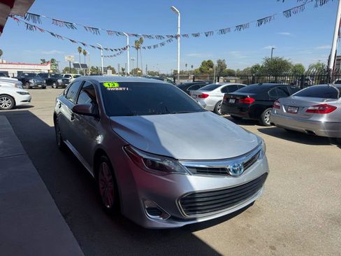 Used 2013 Toyota Avalon XLE image 6