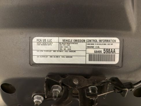 Used 2022 Jeep Cherokee Limited image 34