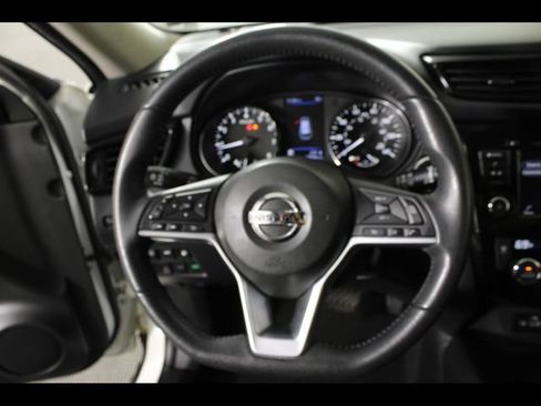 Used 2019 Nissan Rogue SV AWD/4WD image 21