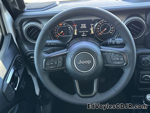 Used 2023 Jeep Wrangler Sport S image 28