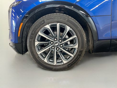 Used 2025 Cadillac Lyriq Sport image 31