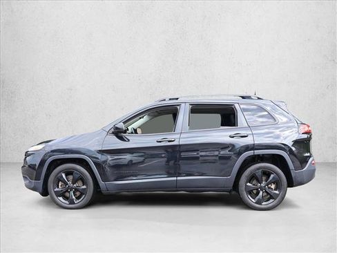 Used 2016 Jeep Cherokee High Altitude FWD image 8