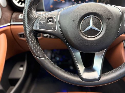 Used 2018 Mercedes-Benz E 400 Coupe image 25