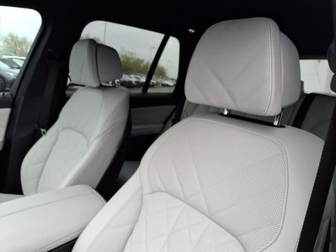 Used 2026 BMW X5 xDrive50e image 27