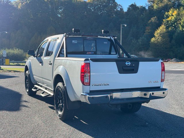 Used 2016 Nissan Frontier SV w/ SV Value Truck Package AWD/4WD image 6